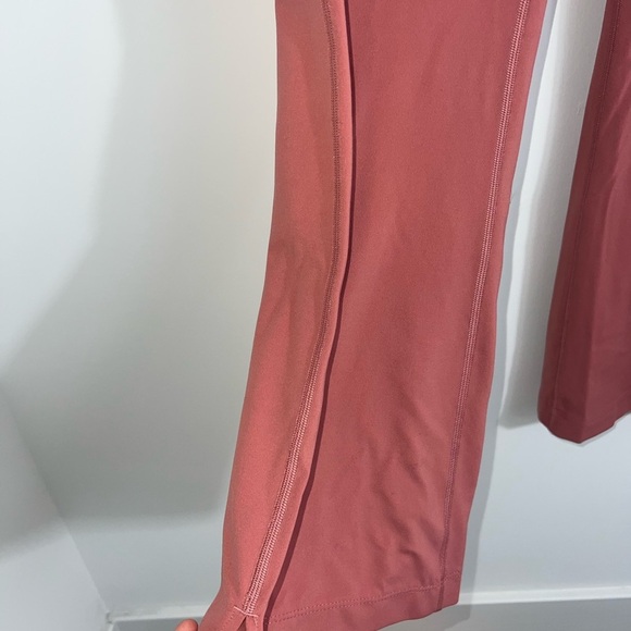 Lululemon flare Coral Leggings size 8 - Picture 3 of 12